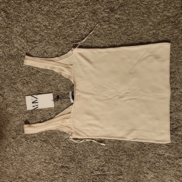 NWT Zara Women's Top - Picture 4 of 4